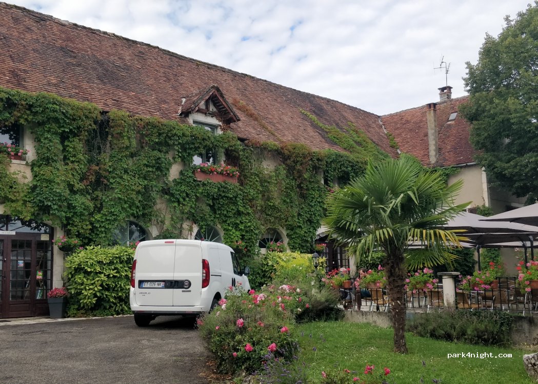 Chateau de Lacomte — foto 3