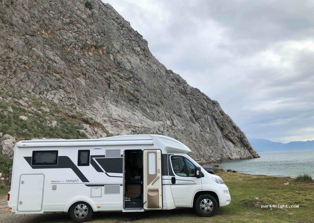(300 14) Krioneri - Eparchiaki Odos Krioneriou - Gefiras Evinou — foto 2