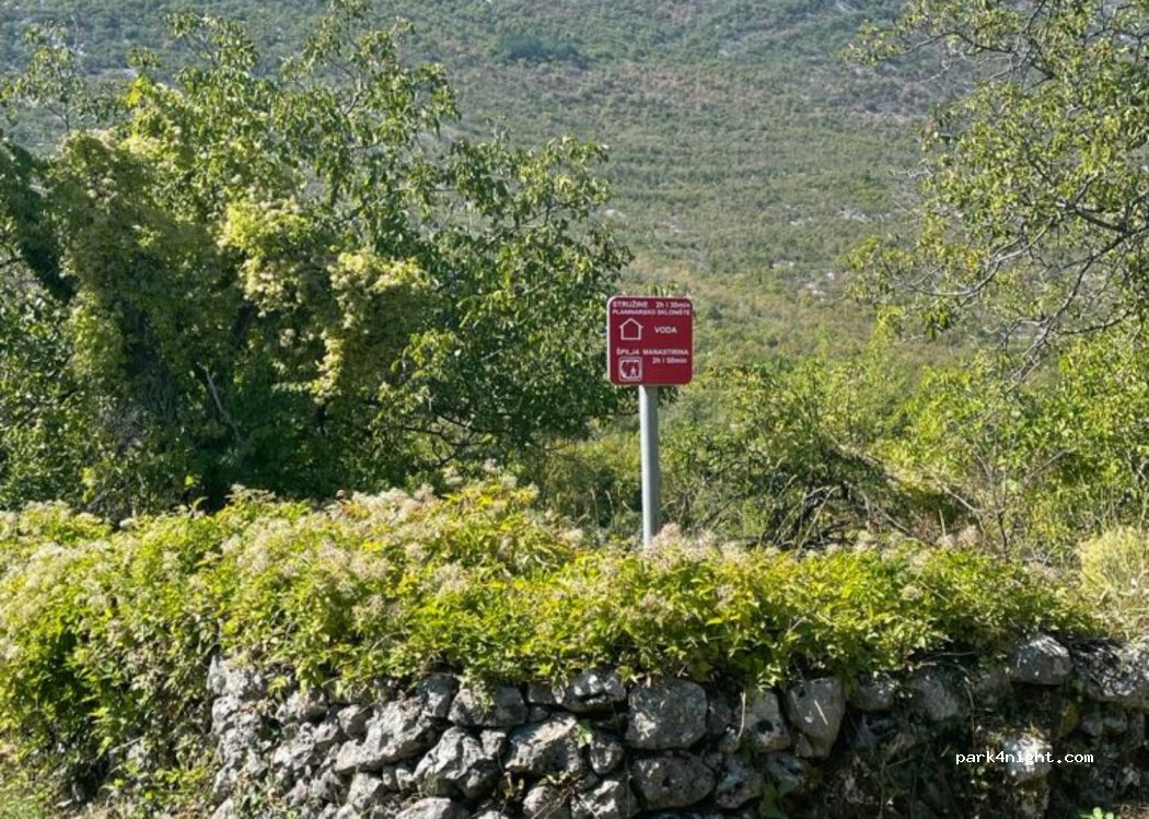 (21273) Rašćane - Unnamed Road — foto 2