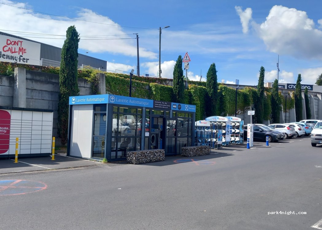 (43700) Brives-Charensac - 27 Rue de Genebret — foto