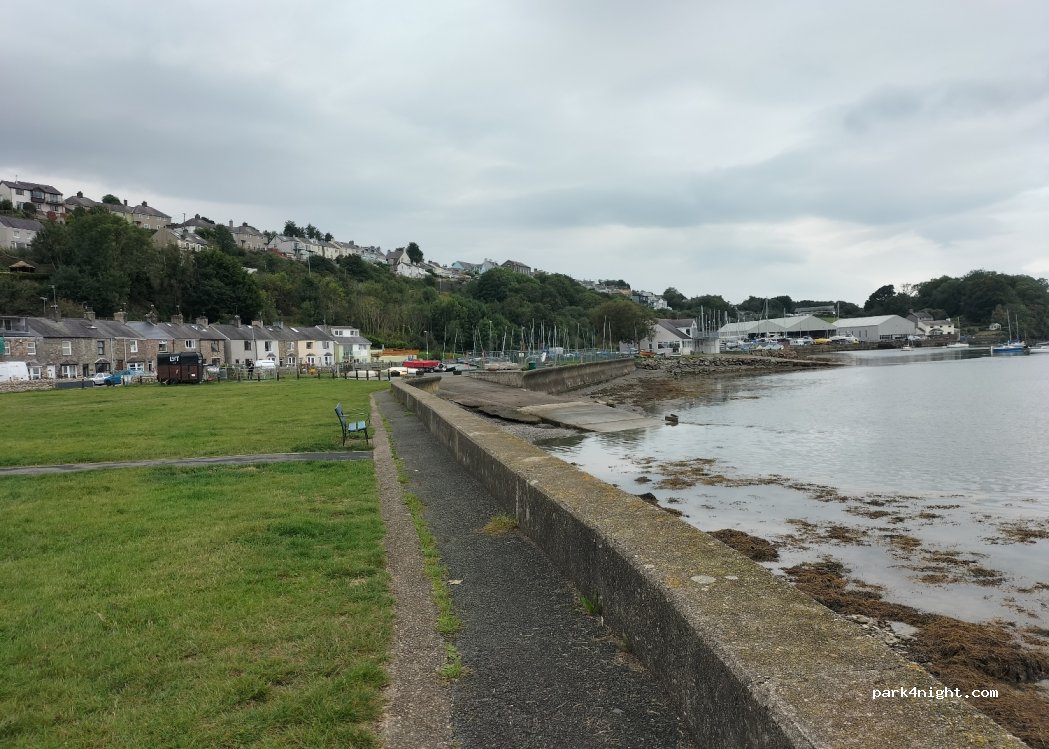 (LL56 4RQ)  - 14 Beach Road — foto
