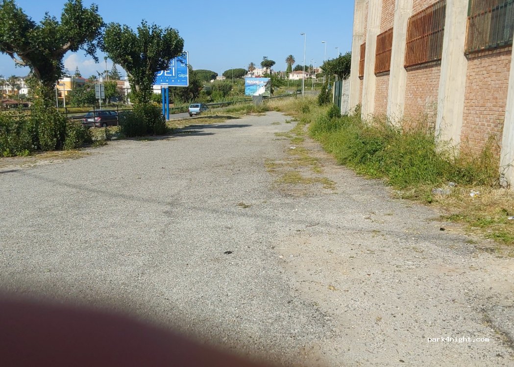 (89861) Parghelia - Strada Statale 522 — foto 2