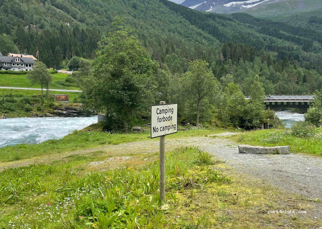 (6210) Valldal - 13 Berlia — foto 3