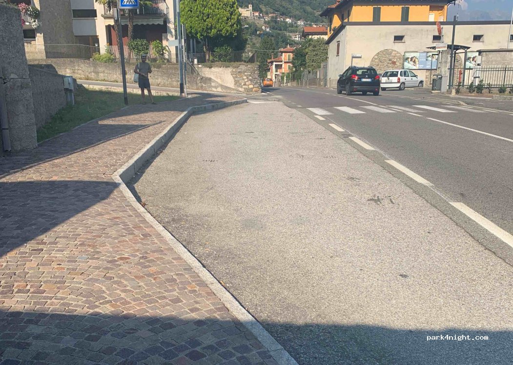 (22015) Gravedona - 55 Via Regina Ponente — foto 2