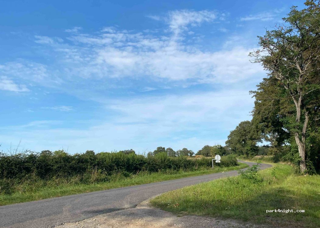 (36370) Chalais - D55 — foto 3