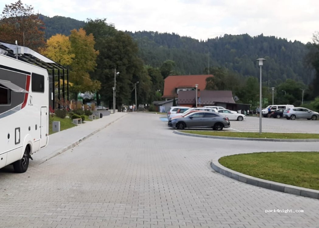 (33-350) Piwniczna-Zdrój - 11 Targowa — foto 2