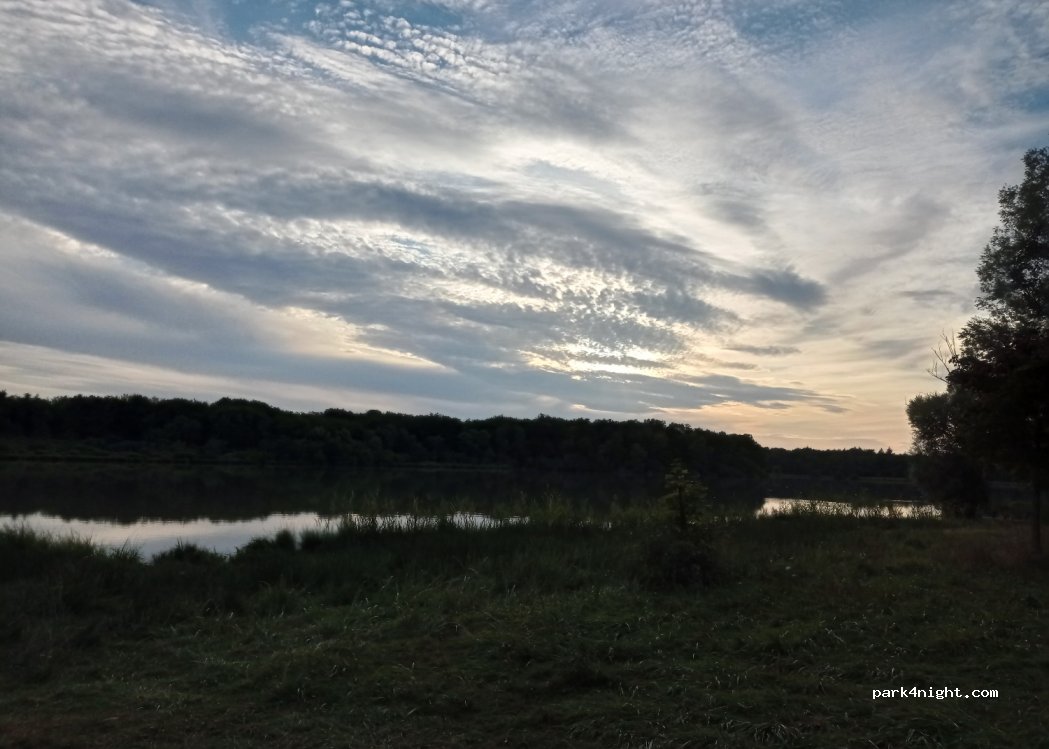 (18210) Le Pondy - Les Crottes à la Terre — foto