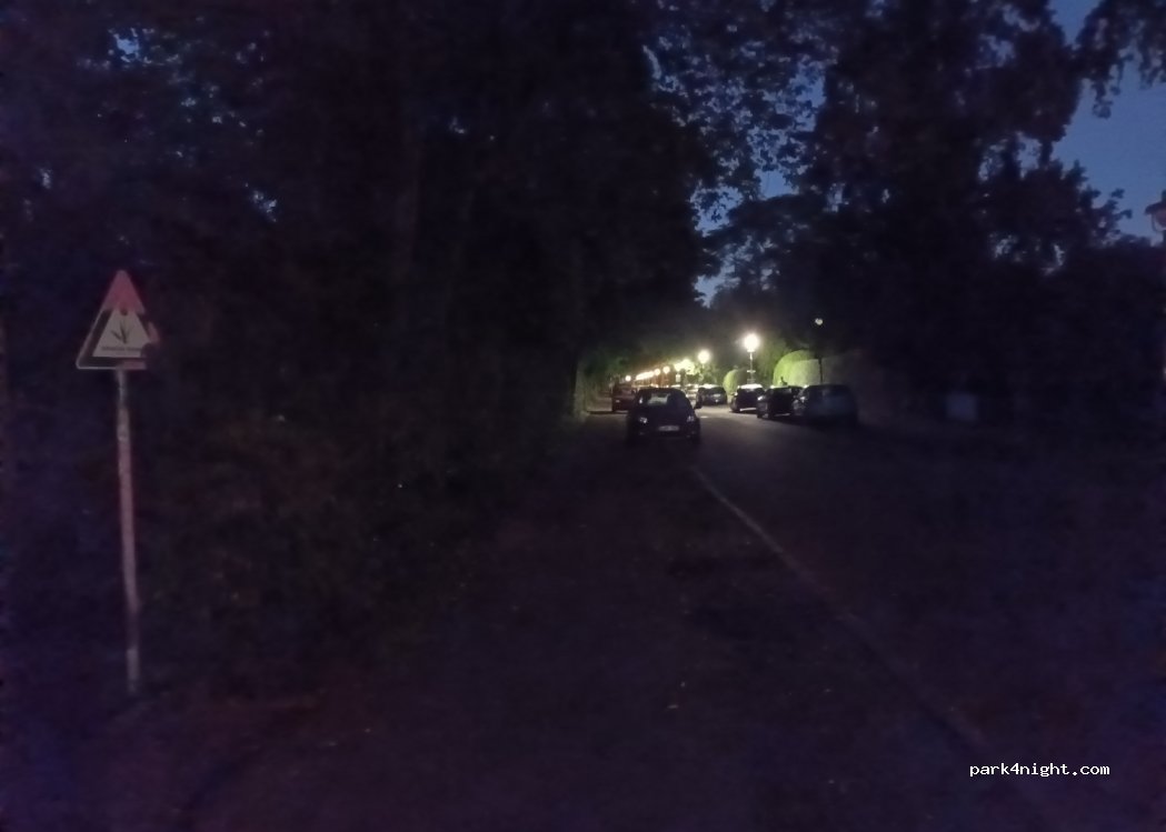 (12163) Berlin - 19 Haderslebener Straße — foto