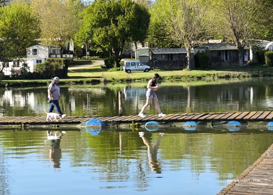 Camping L'île aux perdrix — foto 2