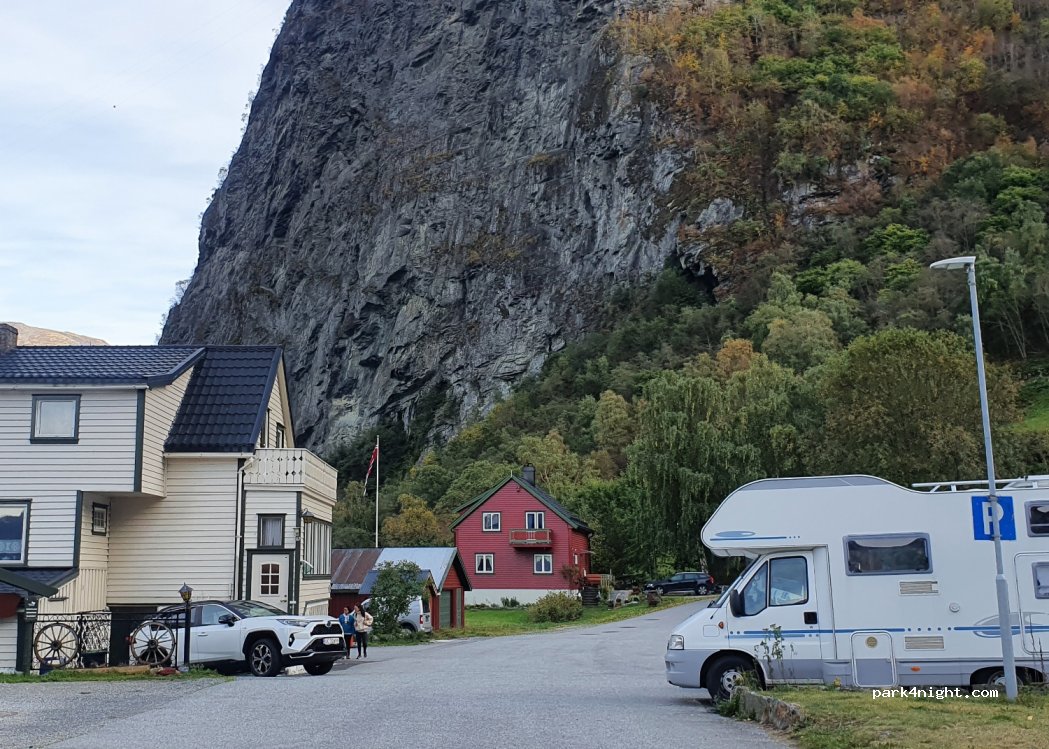 (5746) Undredal - 144 Undredalsvegen — foto 2