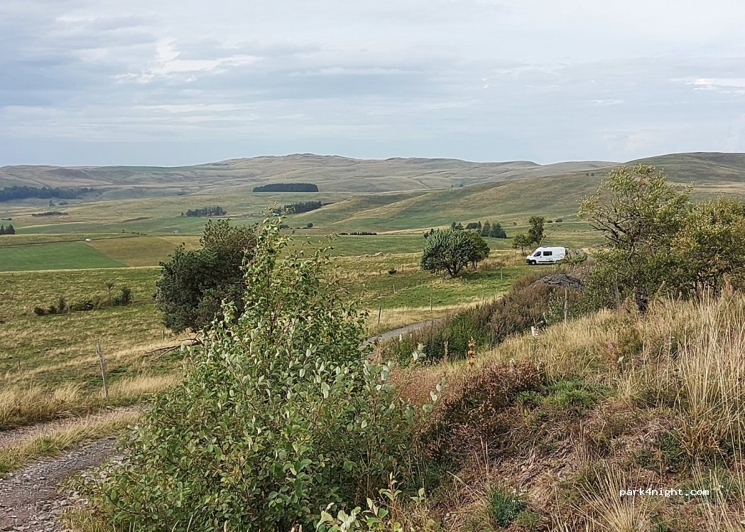 (15160) Pradiers - Unnamed Road — foto 2