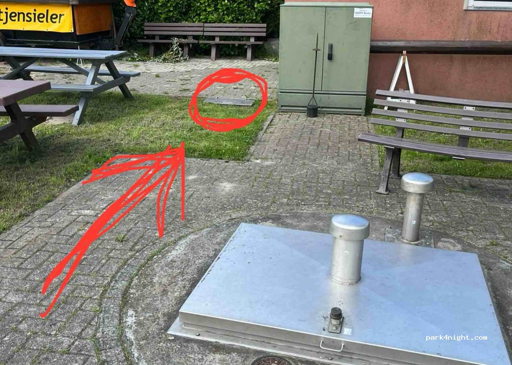 Wohnmobilstellplatz Deichparkplatz — foto 5