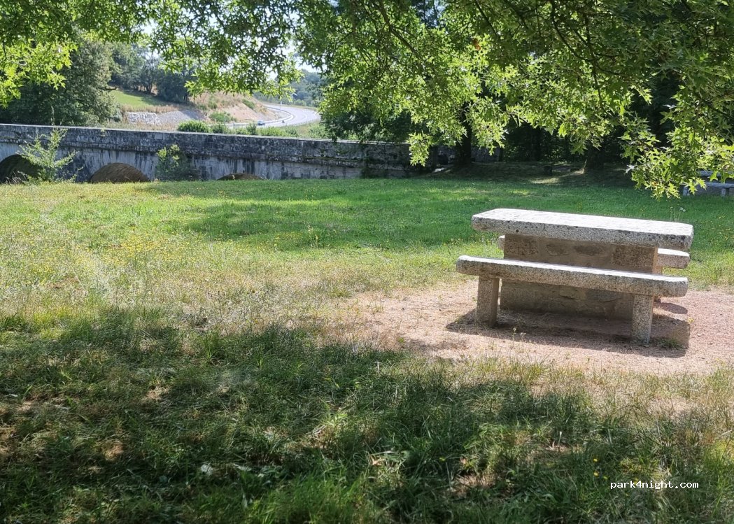 (15130) Sansac-de-Marmiesse - 1 Chemin du Pont du Laurent — foto 2