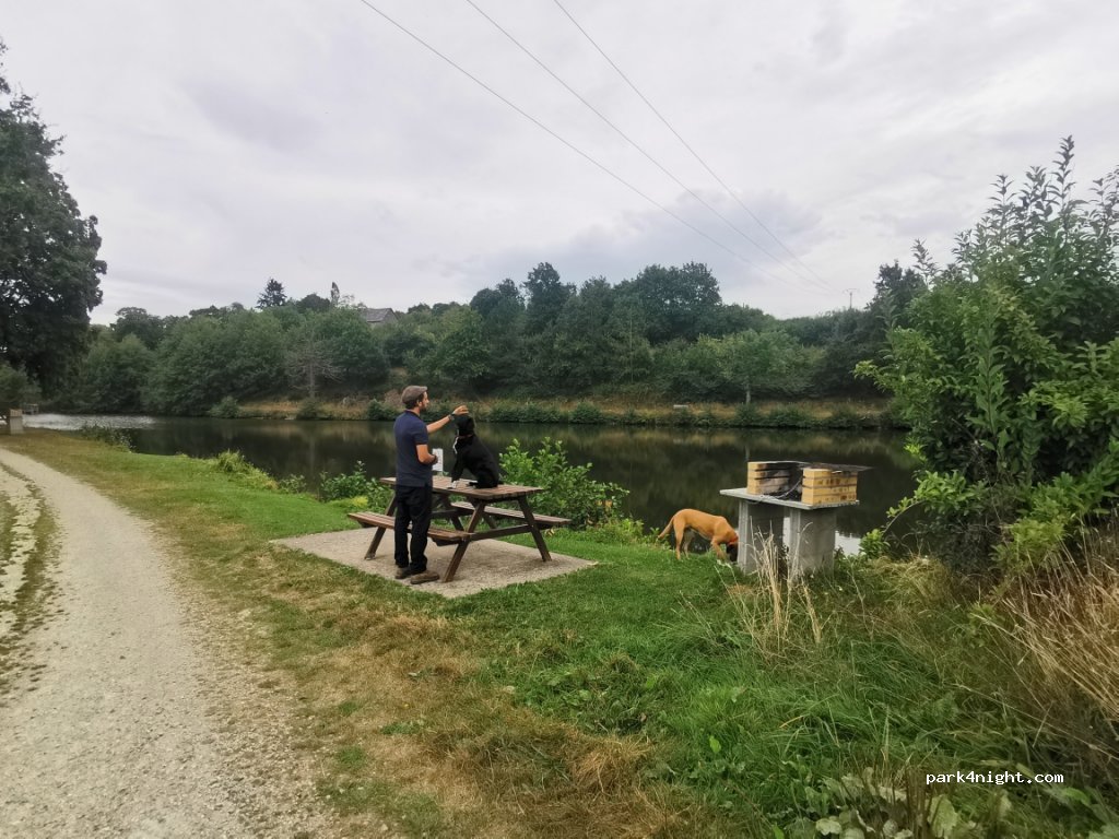 (53970) Nuillé-sur-Vicoin - Le Grand Vauchoisier — foto
