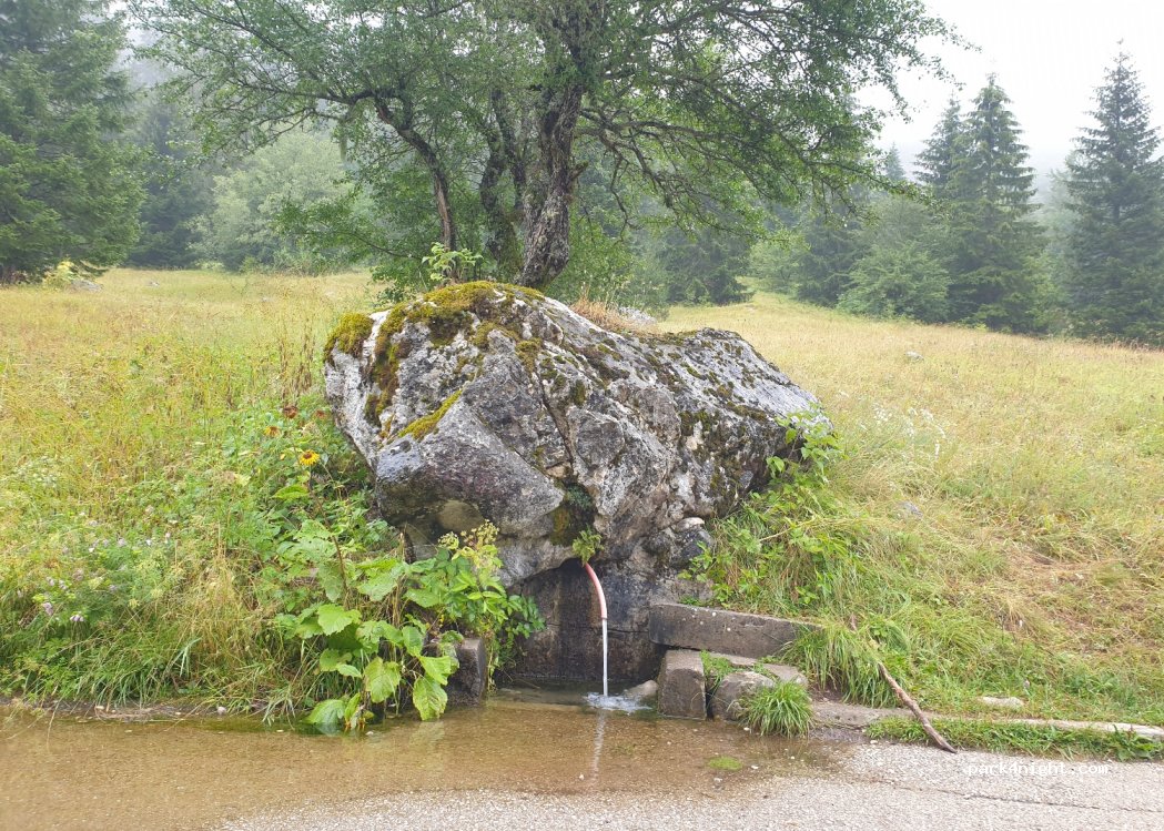 () Pluzine - Unnamed Road — foto 2