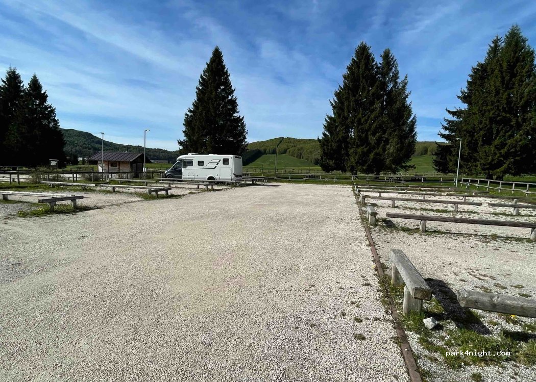 (32016) Pian del Cansiglio - Unnamed Road — foto 4