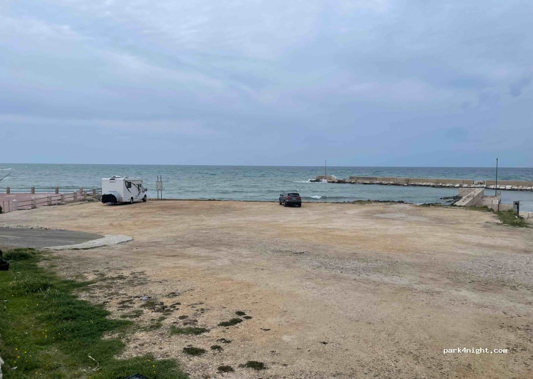 (70100) Torre A Mare - 11 Largo Cavour — foto