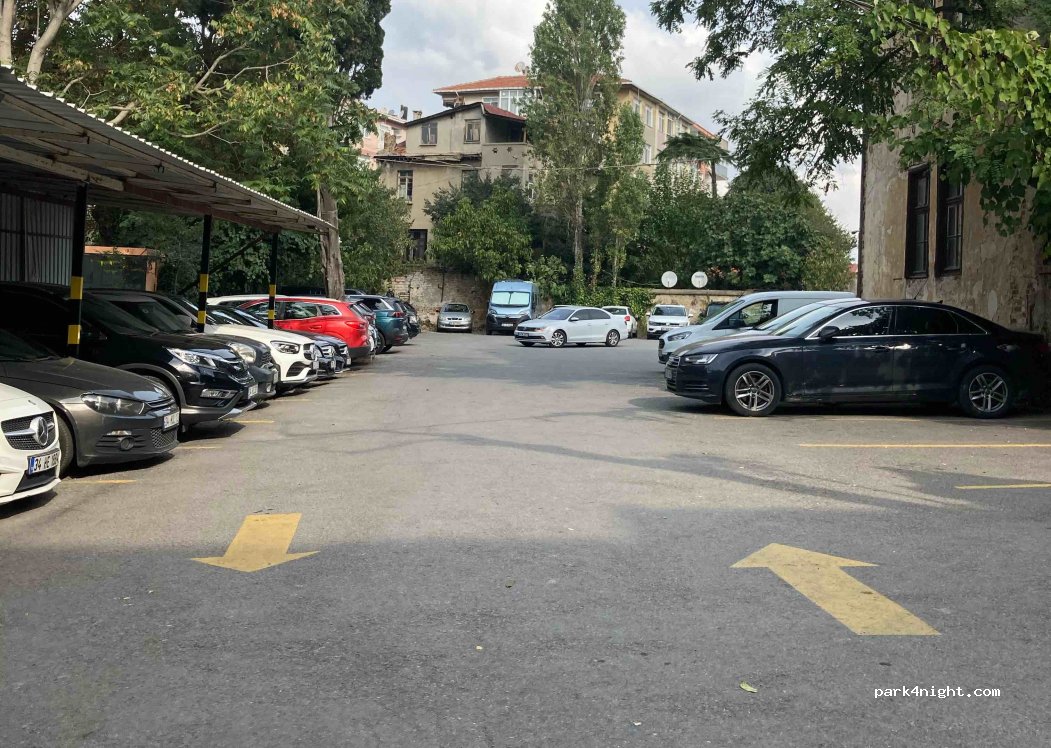 (34716) Instanbul - 67 Halitağa Caddesi — foto