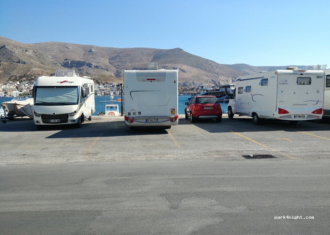 (852 00) Kalimnos - Unnamed Road — foto