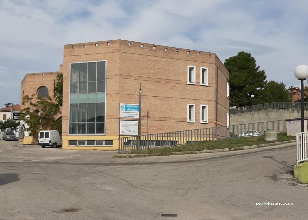 (64020) Bellante Stazione - 38 Via Nazionale — foto