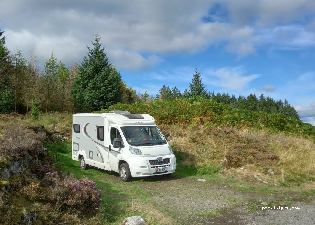 (KA6 7QE)  - Unnamed Road — foto