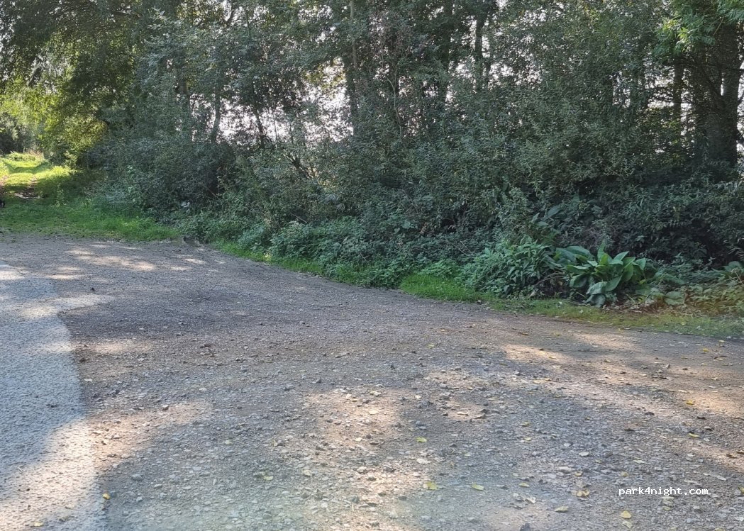 (GL7 4NJ) Kempsford - Washpool Lane — foto