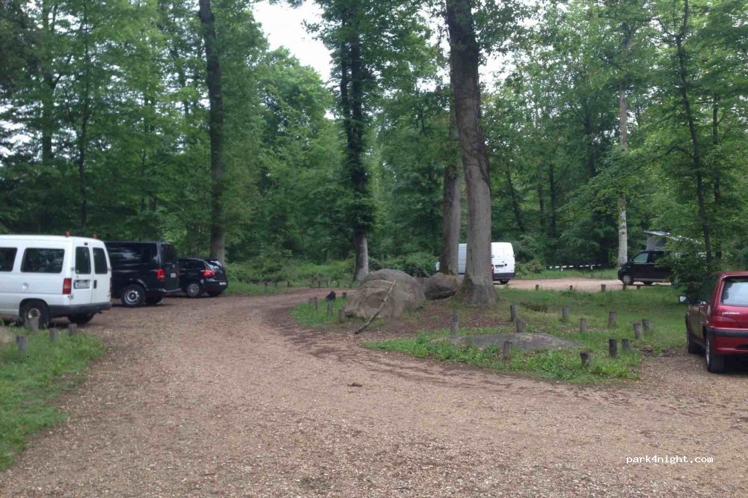(77300) Fontainebleau - Route du Chêne Pinguet — foto 3