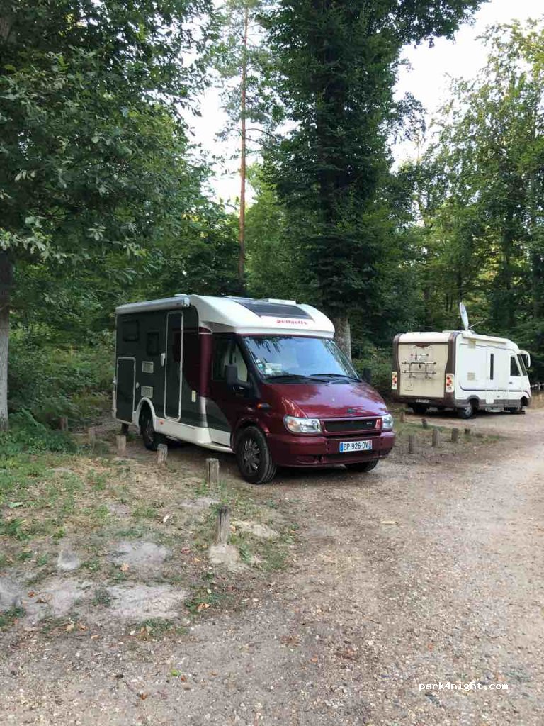 (77300) Fontainebleau - Route du Chêne Pinguet — foto 4