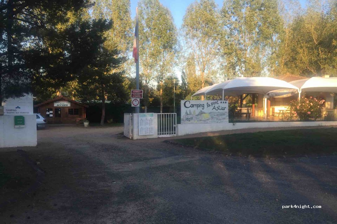Camping Le Pont Astier *** — foto