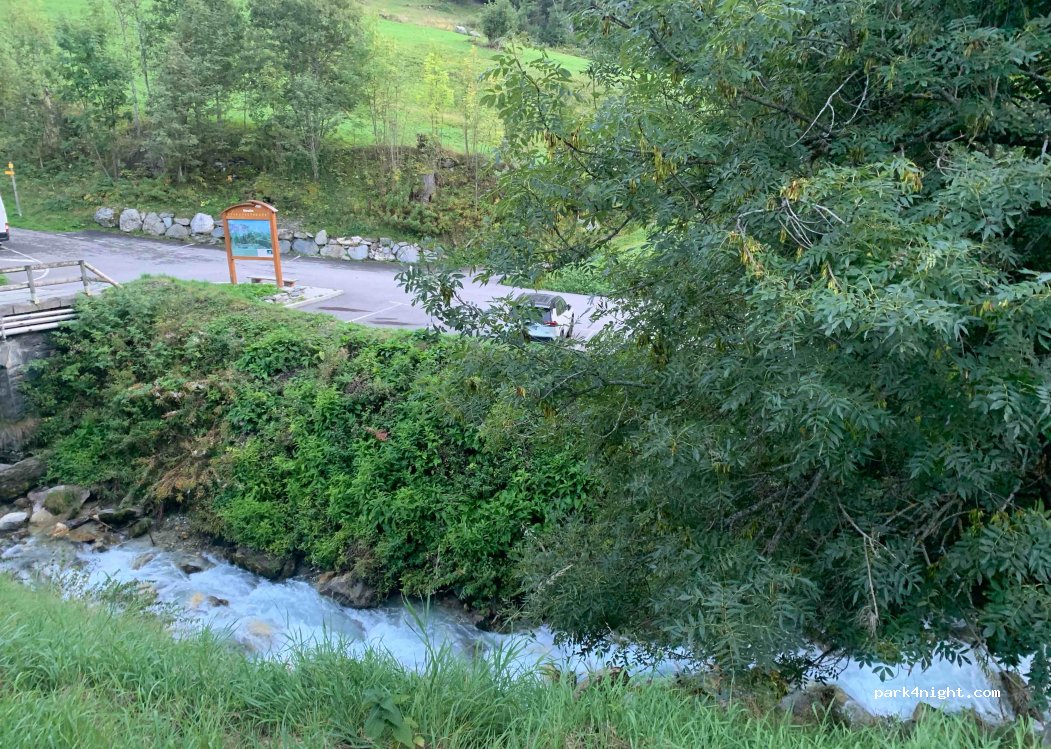 (73210) Peisey-Nancroix - Route du Vieux Moulin — foto 2