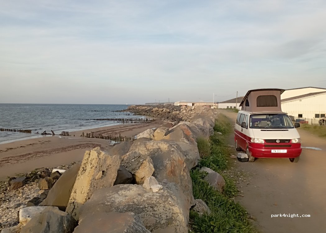 (14450) Grandcamp-Maisy - 25 Rue du Fort Samson — foto 3