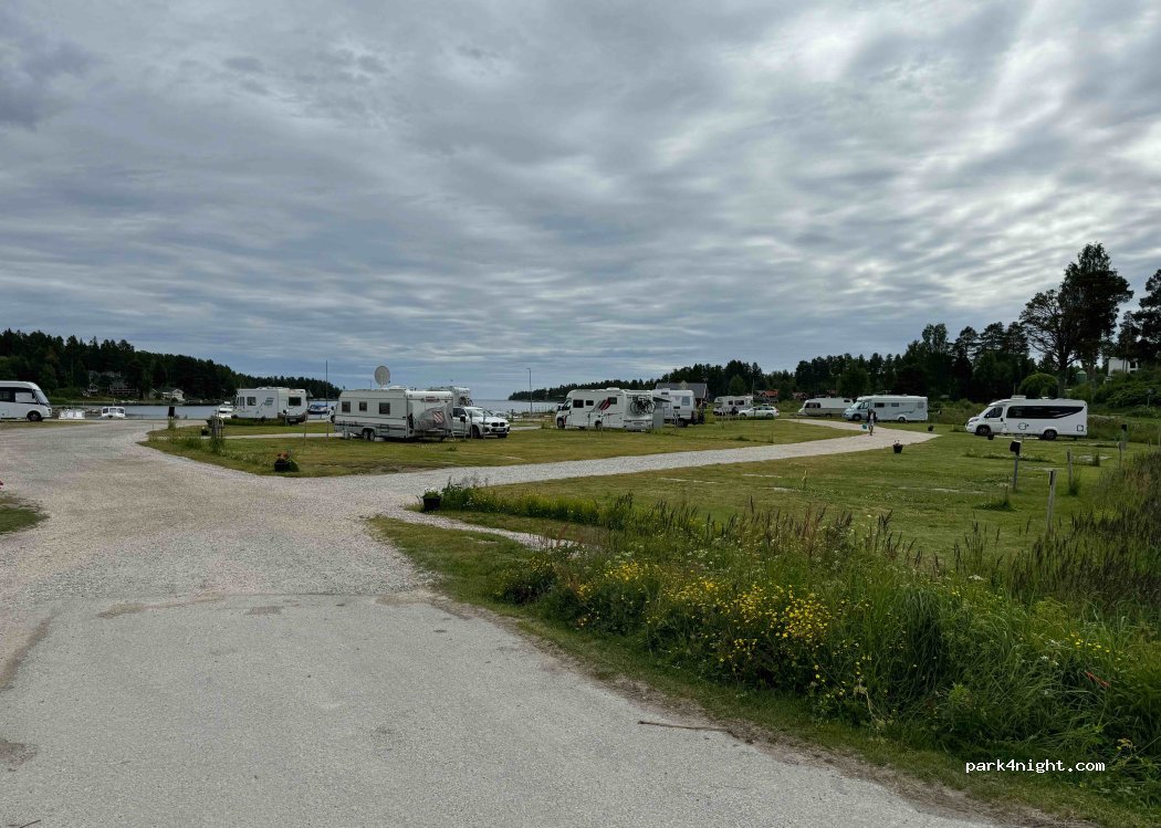 Mellanfjärdens Camping — foto 4