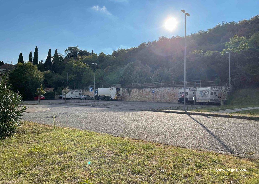 (37030) Mezzane di Sotto - 4 SP37b — foto