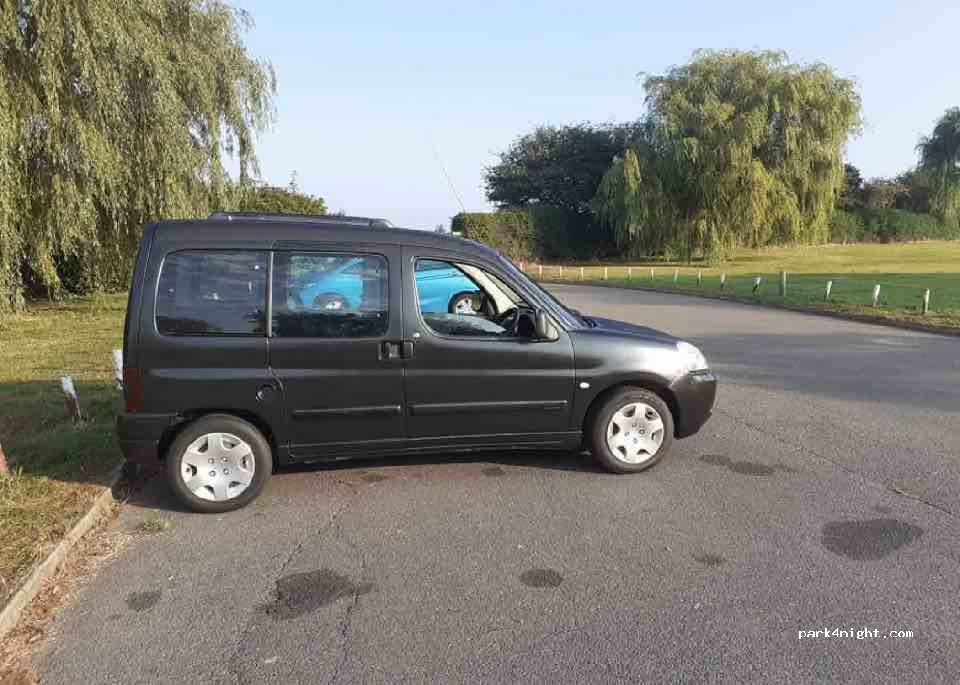 (CO15 4LF) Clacton on Sea - 102 Burrs Road — foto 3