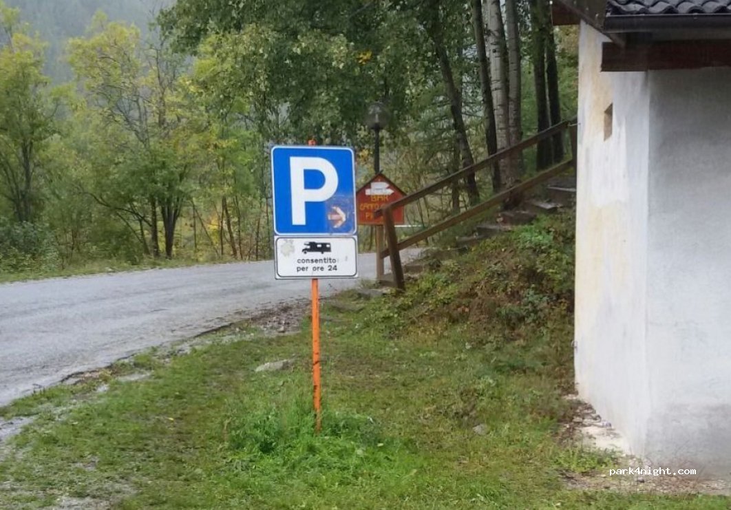 Area Sosta Camper Acceglio — foto 3