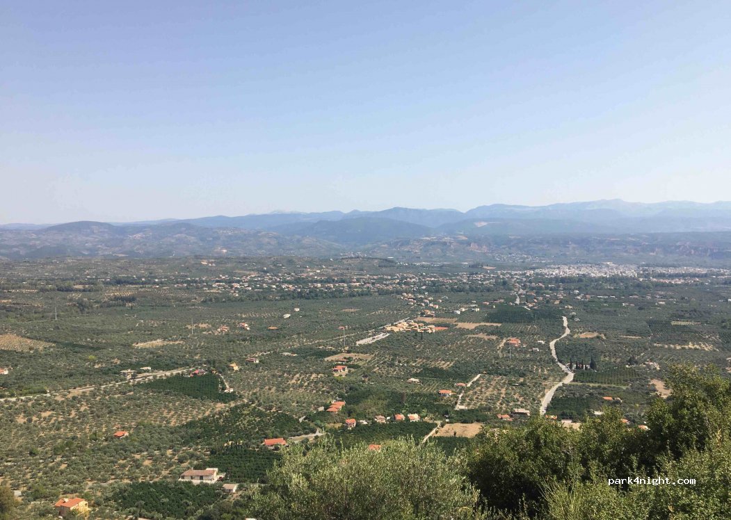 (231 00) Mistras - Unnamed Road — foto