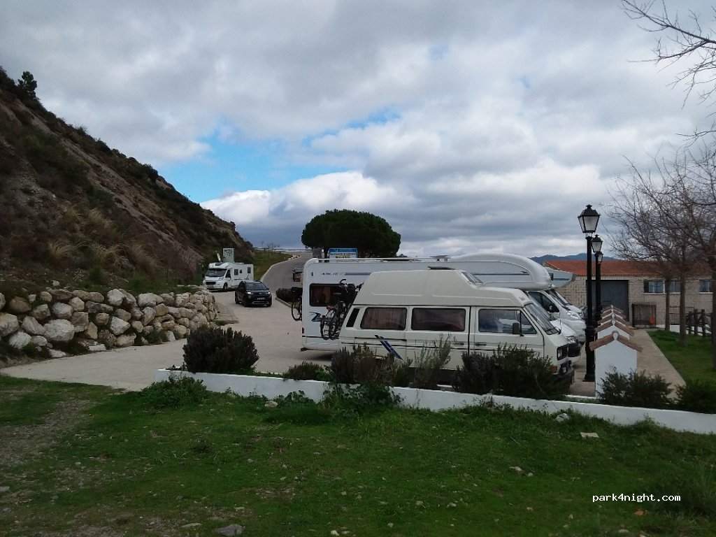 Área de Servicio para Autocaravanas Benarrabá — foto 2