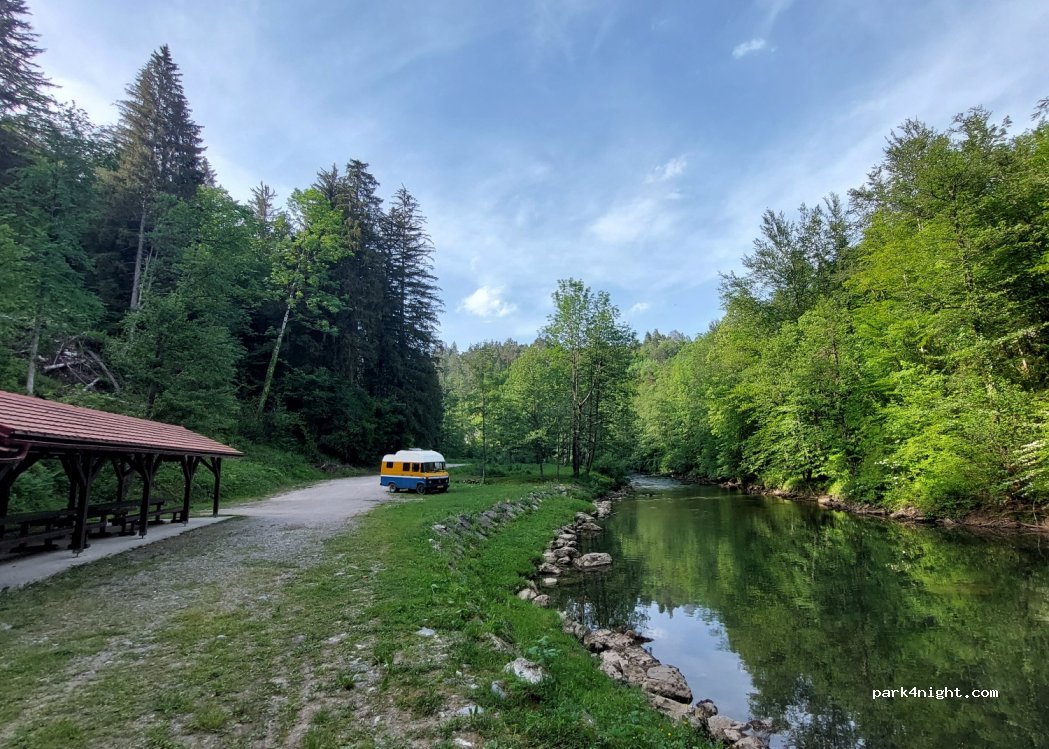 (51326) Vrbovsko - 9 Željeznička ulica — foto 2