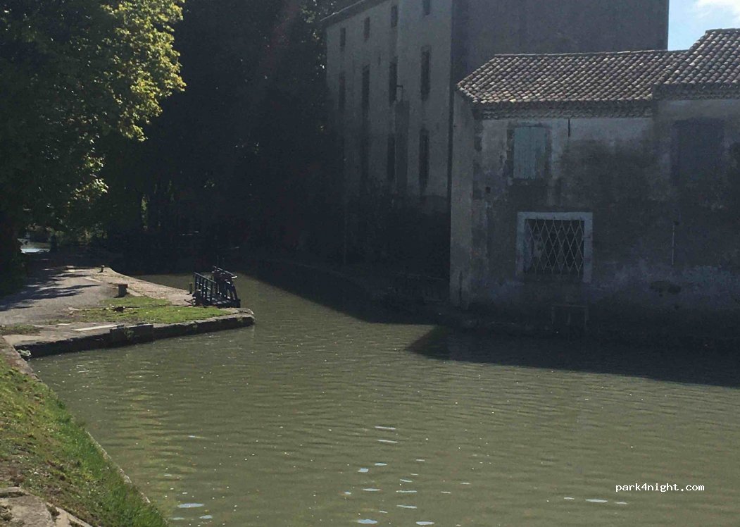 (11400) Castelnaudary - 8 Chemin Saint-Roch — foto