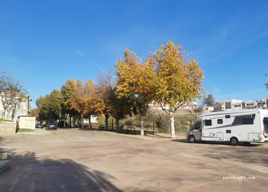 (47100) Tordesillas - 4 Avenida Santa Teresa — foto 5