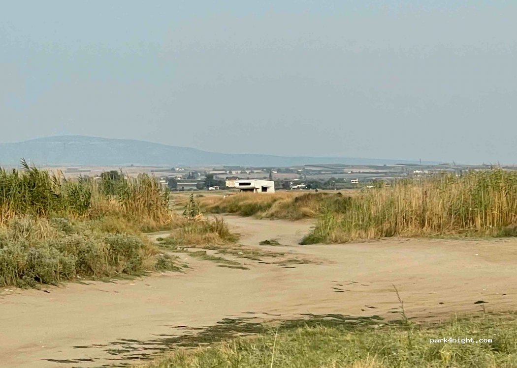 (575 00) Epanomi - Unnamed Road — foto 2
