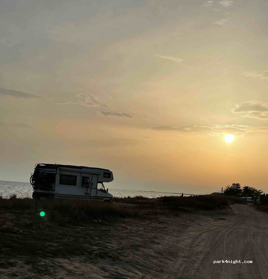 (575 00) Epanomi - Unnamed Road — foto 3