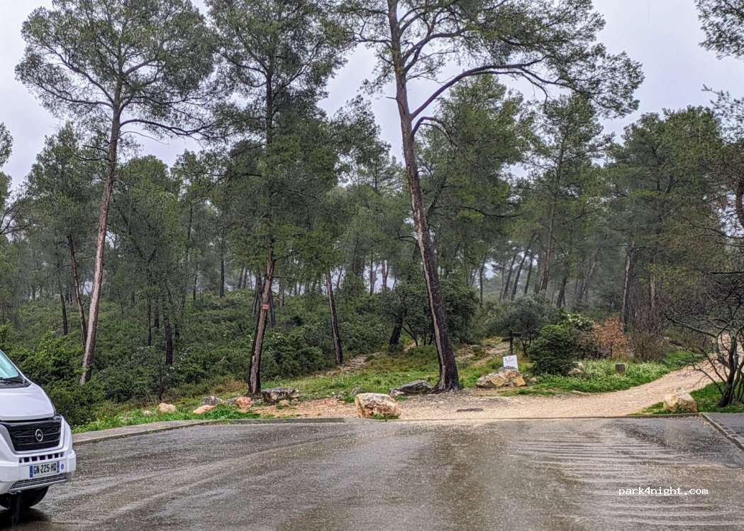 (13420) Gémenos - 1 Chemin Cruvellier — foto 4