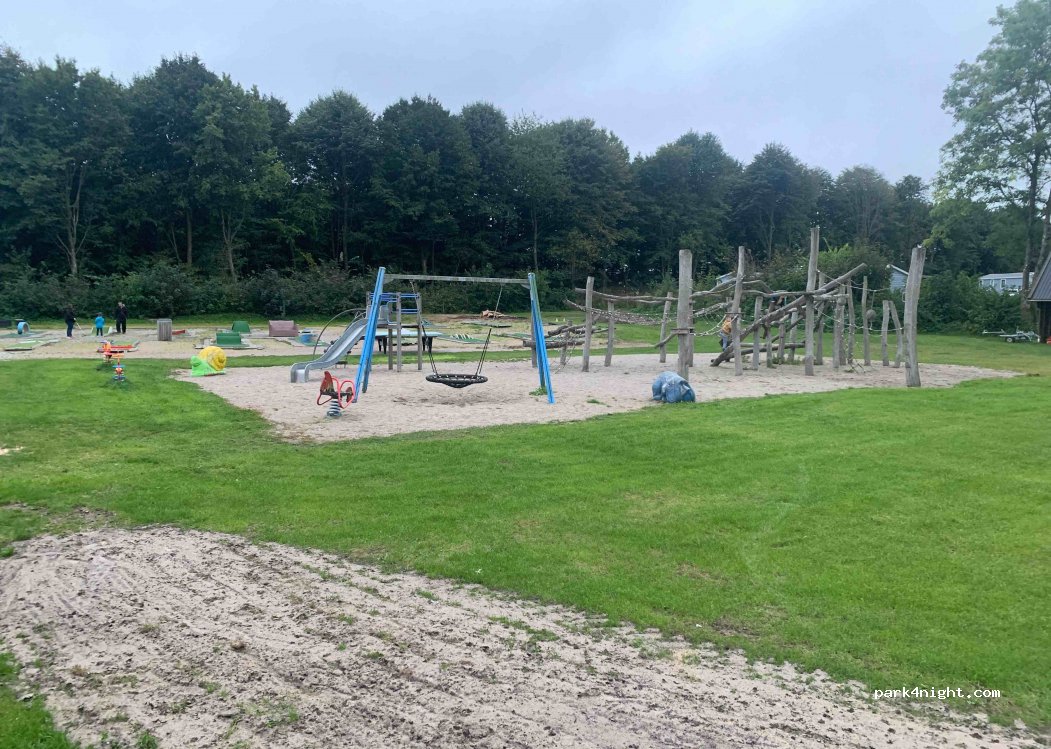 Jelling Familie Camping — foto 2