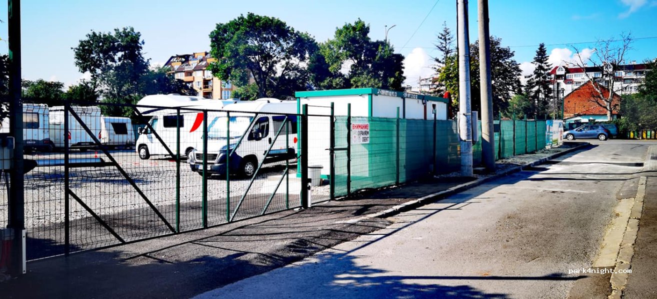 CARAVAN PARK SOFIA-CAMPER STOP — foto 3