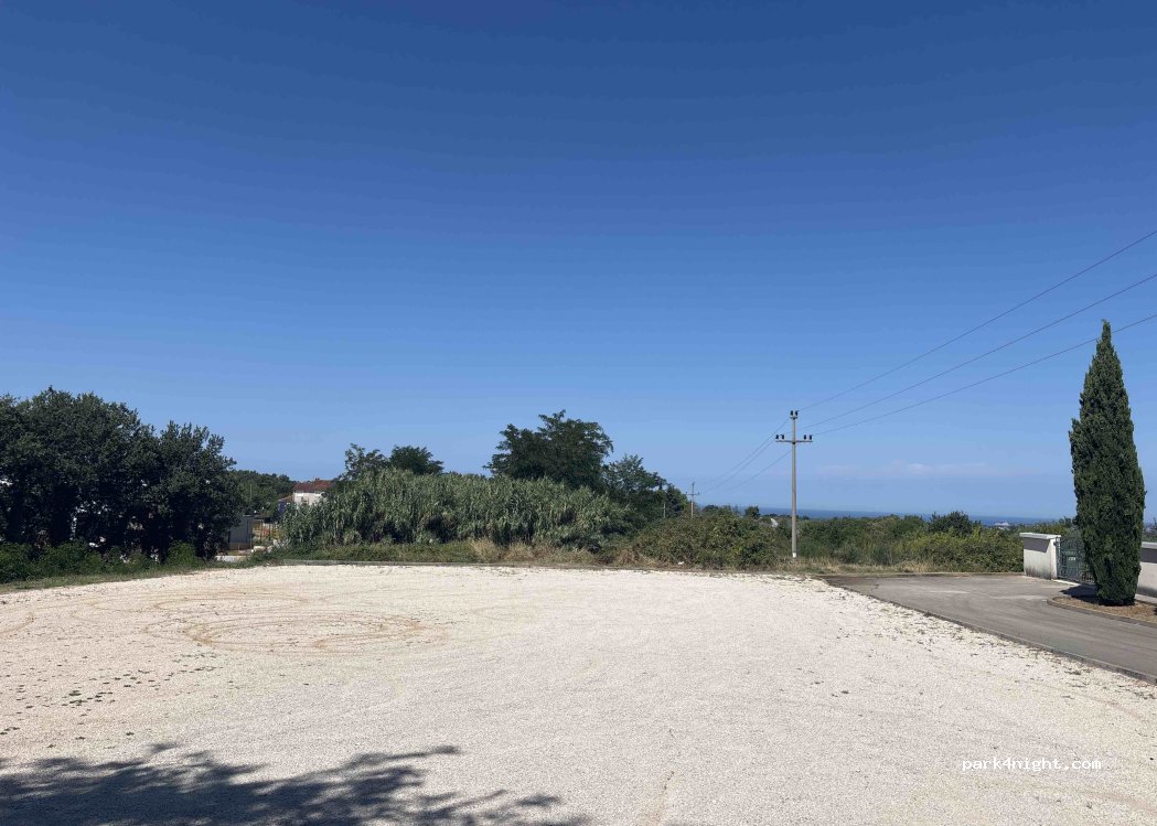 (52446) Nova Vas - 21 Višnjanska ulica — foto 5
