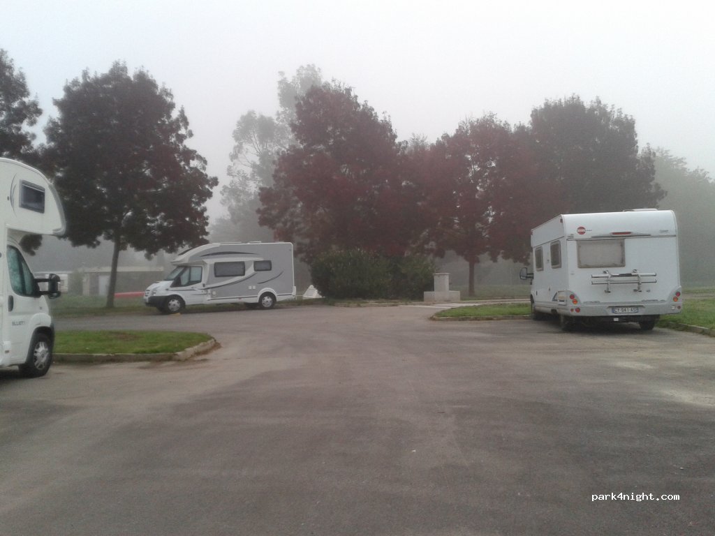 (22570) Plélauff - 33 Le Bout du Pont — foto 2