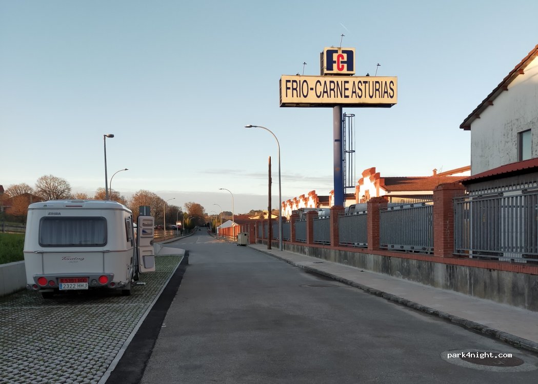 (33180) Noreña - n8 Avenida de Gijón — foto