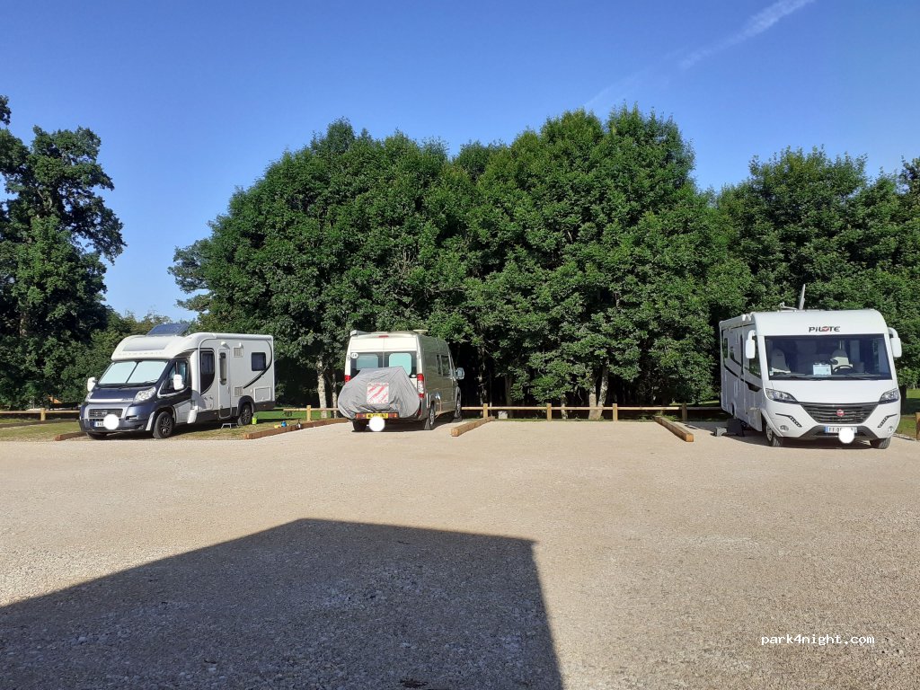 (28240) Belhomert-Guéhouville - 17 Rue de l'Abbaye — foto
