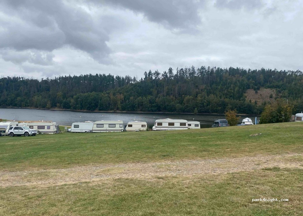 Přístav Hartvíkovice - kemp Wilsonka — foto 2